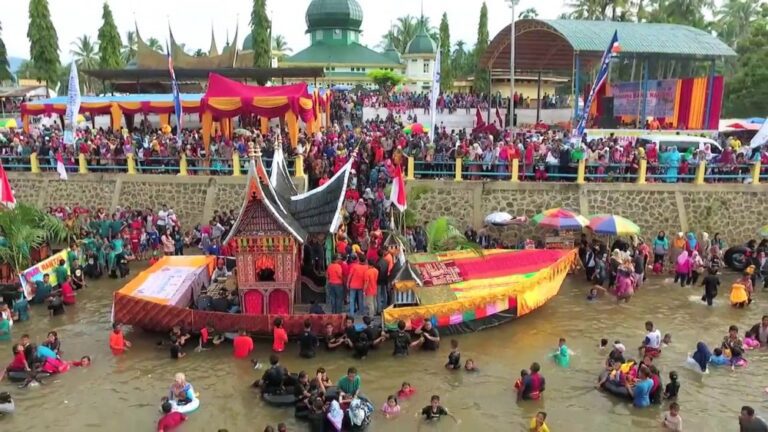 12 Tradisi Bulan Ramadhan Dari Berbagai Daerah Di Indonesia